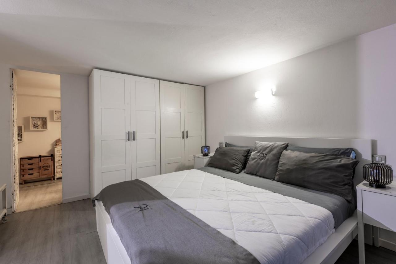 Design Apartment With Private Pool Exclusive Use - Stelvio 21 Milano Ngoại thất bức ảnh